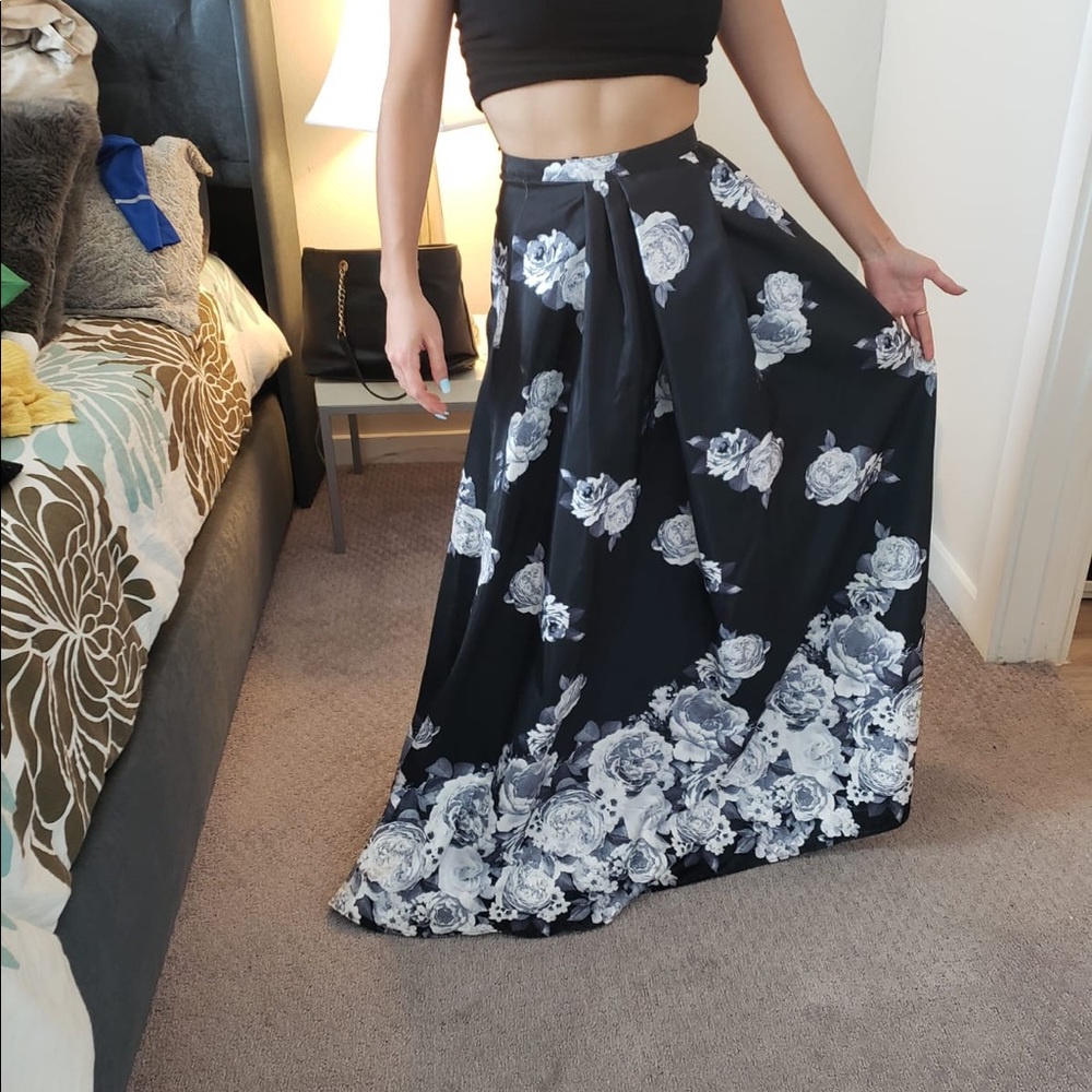 Bottom to a formal two piece (negotiate price )